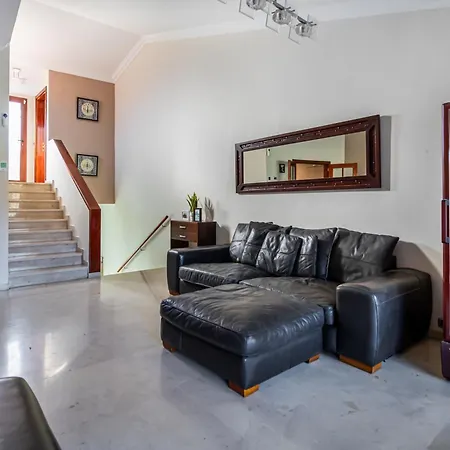 Oasis Tauro 3br *