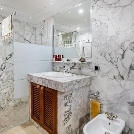 Oasis Tauro 3br