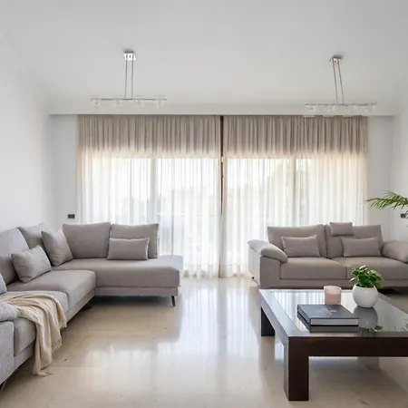 Oasis Tauro 3br